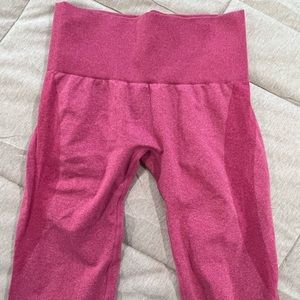 NVGTN - Crimson Contour Seamless Leggings